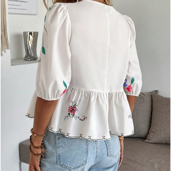 Boho Floral Print Front Tie Puff Sleeve Blouse - Picture 4 of 4